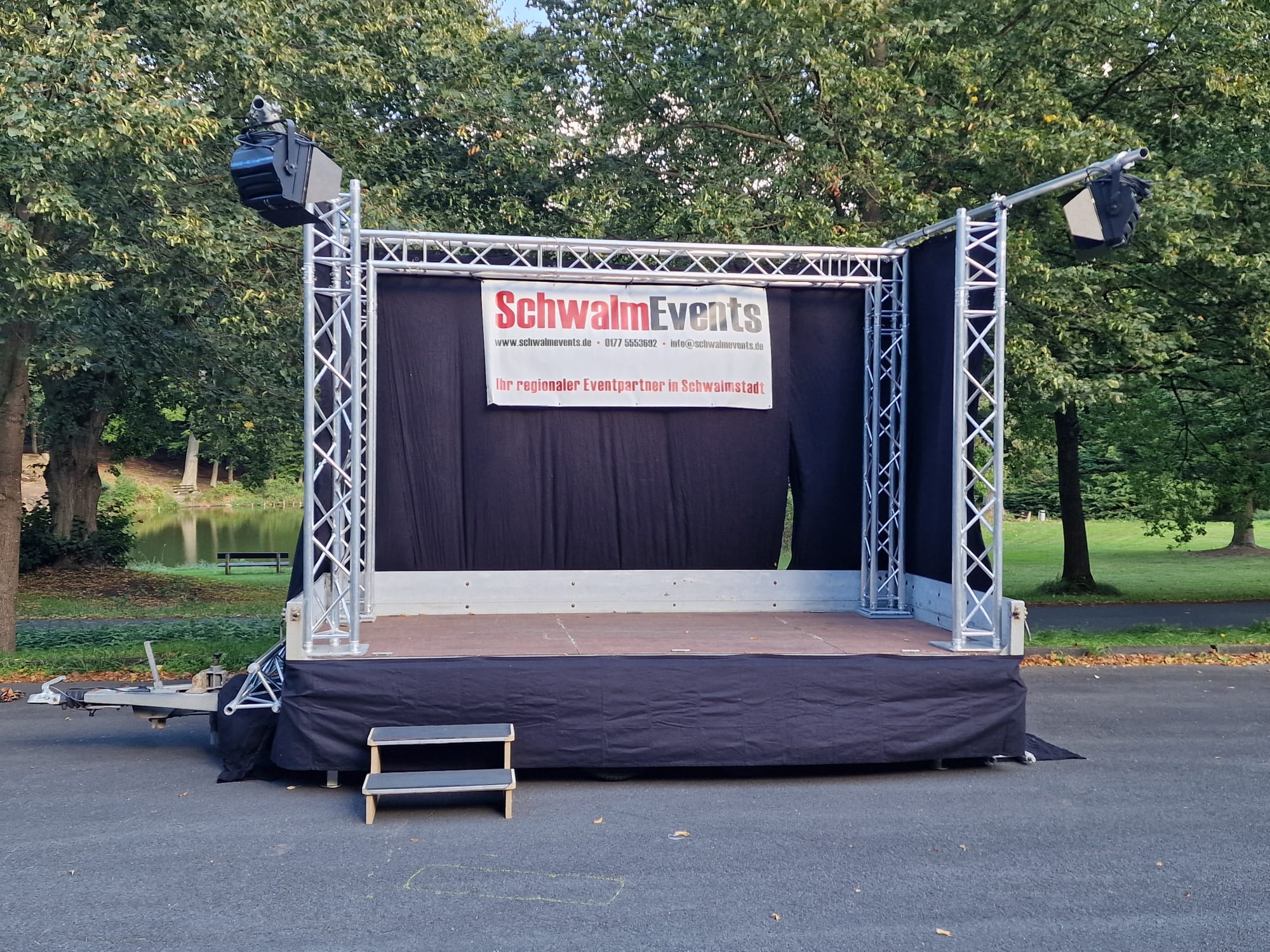 Mini-Trailer-Stage – Ansicht 1
